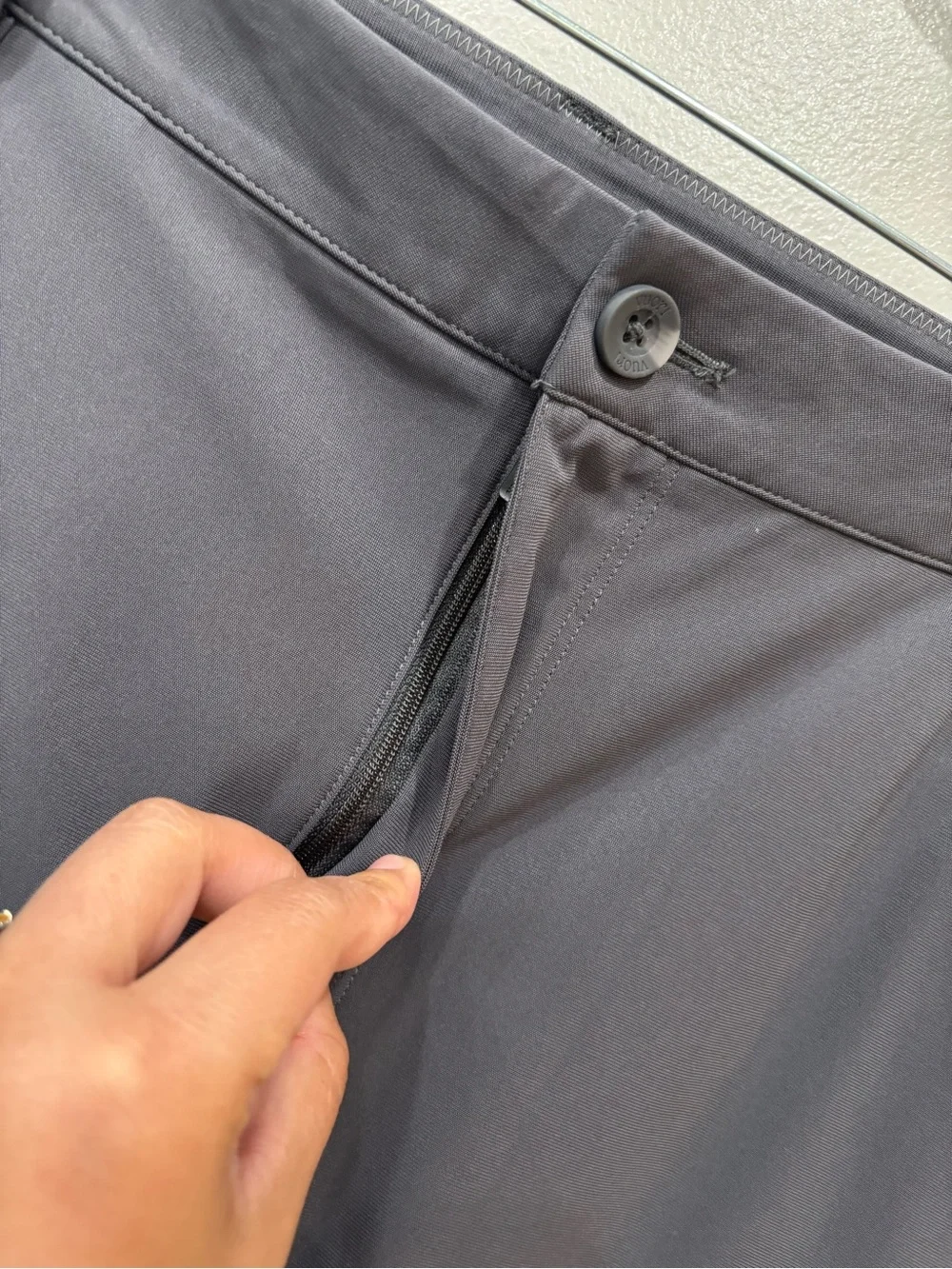 Vuori Performance Five Pockets Meta Pants Gray Men’s Size 38